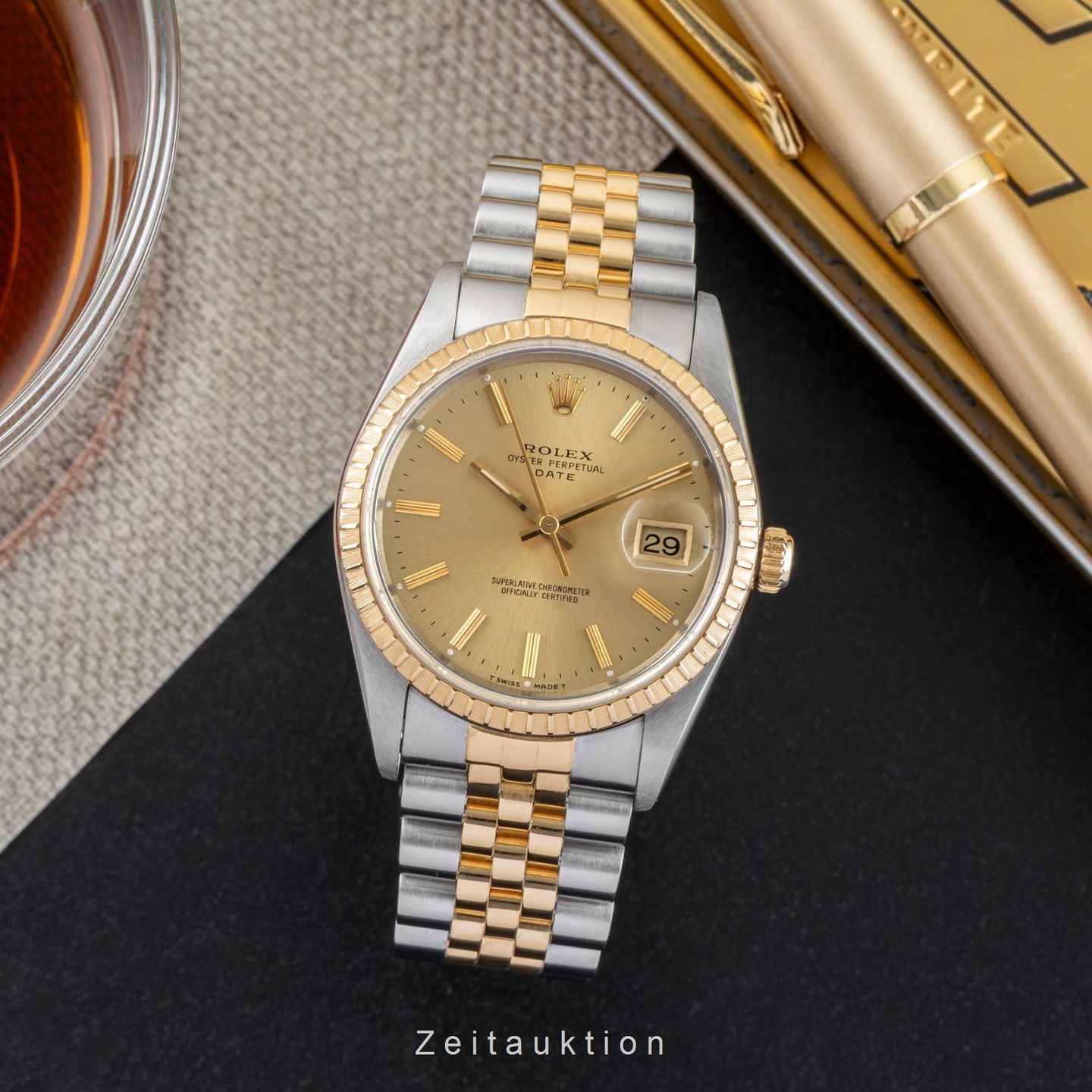 Rolex Oyster Perpetual Date 15223 - (3/8)