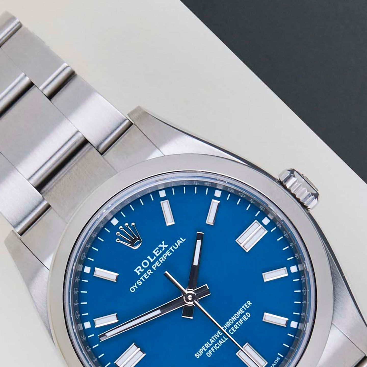 Rolex Oyster Perpetual 36 126000 - (3/8)