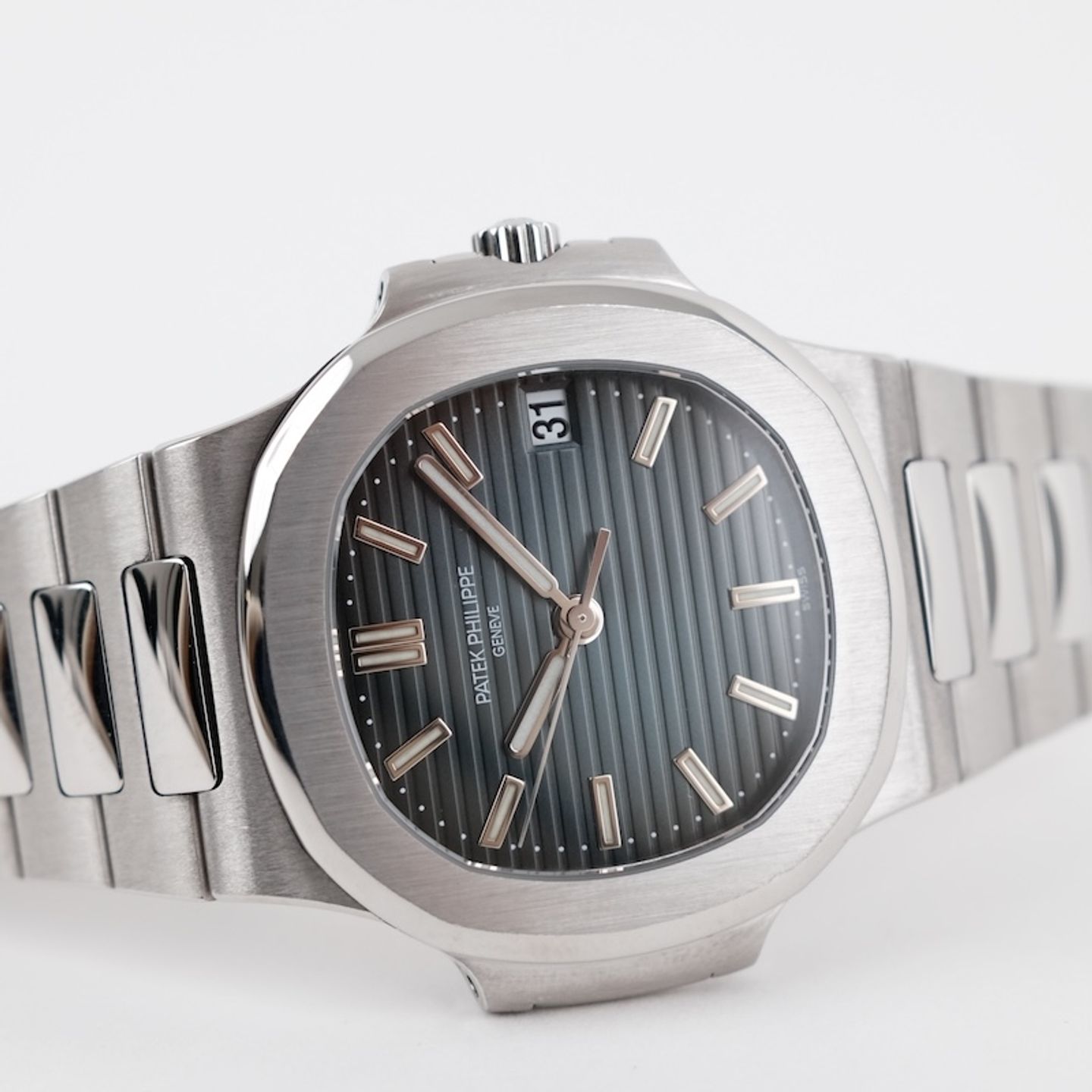 Patek Philippe Nautilus 5800/1A-001 (2007) - Blue dial 38 mm Steel case (6/8)