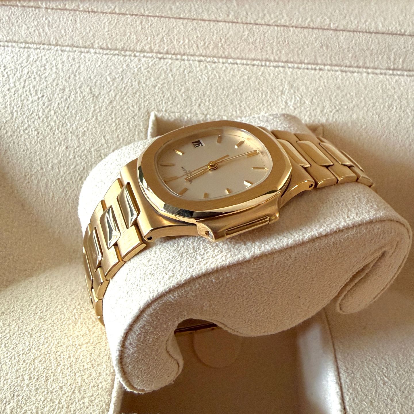 Patek Philippe Nautilus 3800/1 - (12/14)