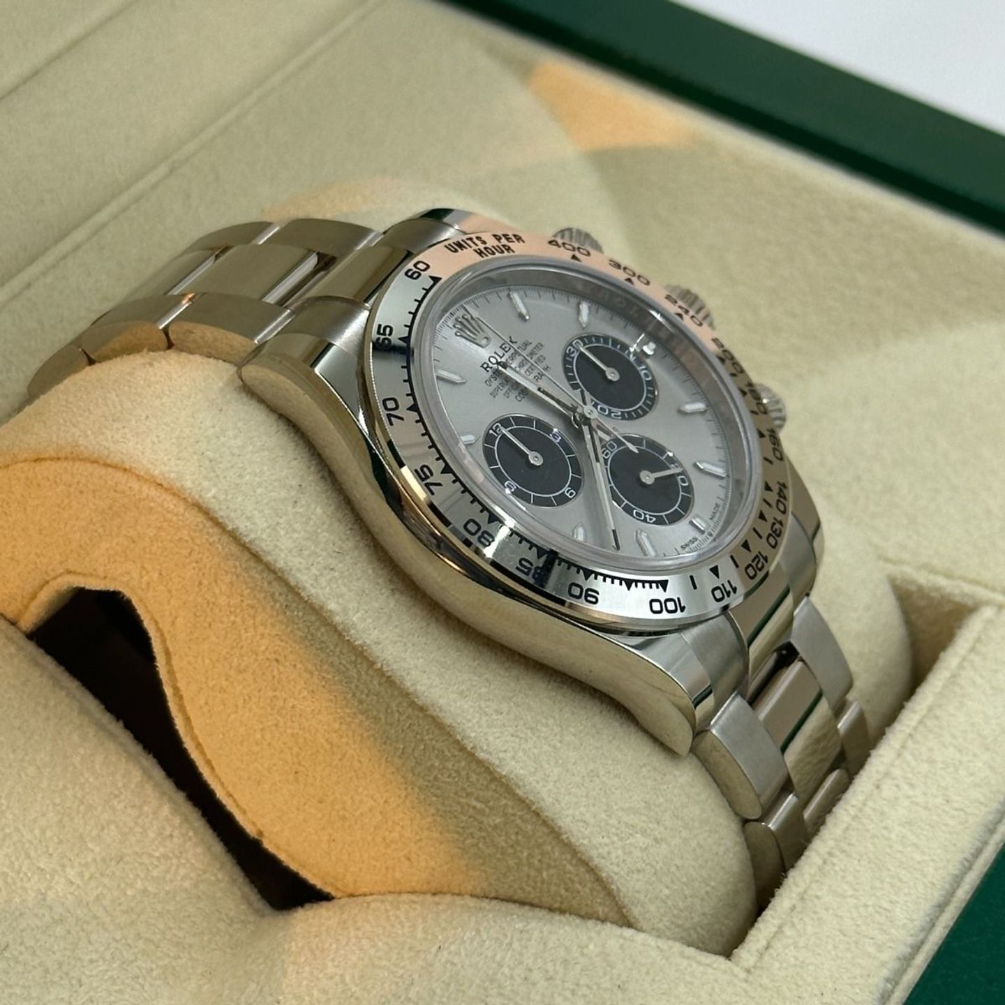 Rolex Daytona 126509 (2024) - Zilver wijzerplaat 40mm Witgoud (7/8)