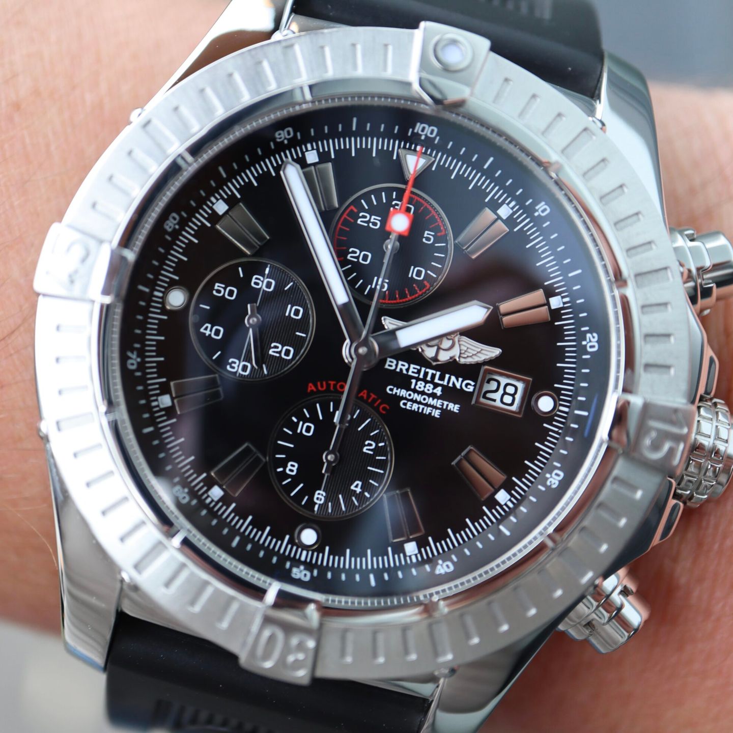 Breitling Super Avenger A13370 (2009) - 48mm Staal (1/8)