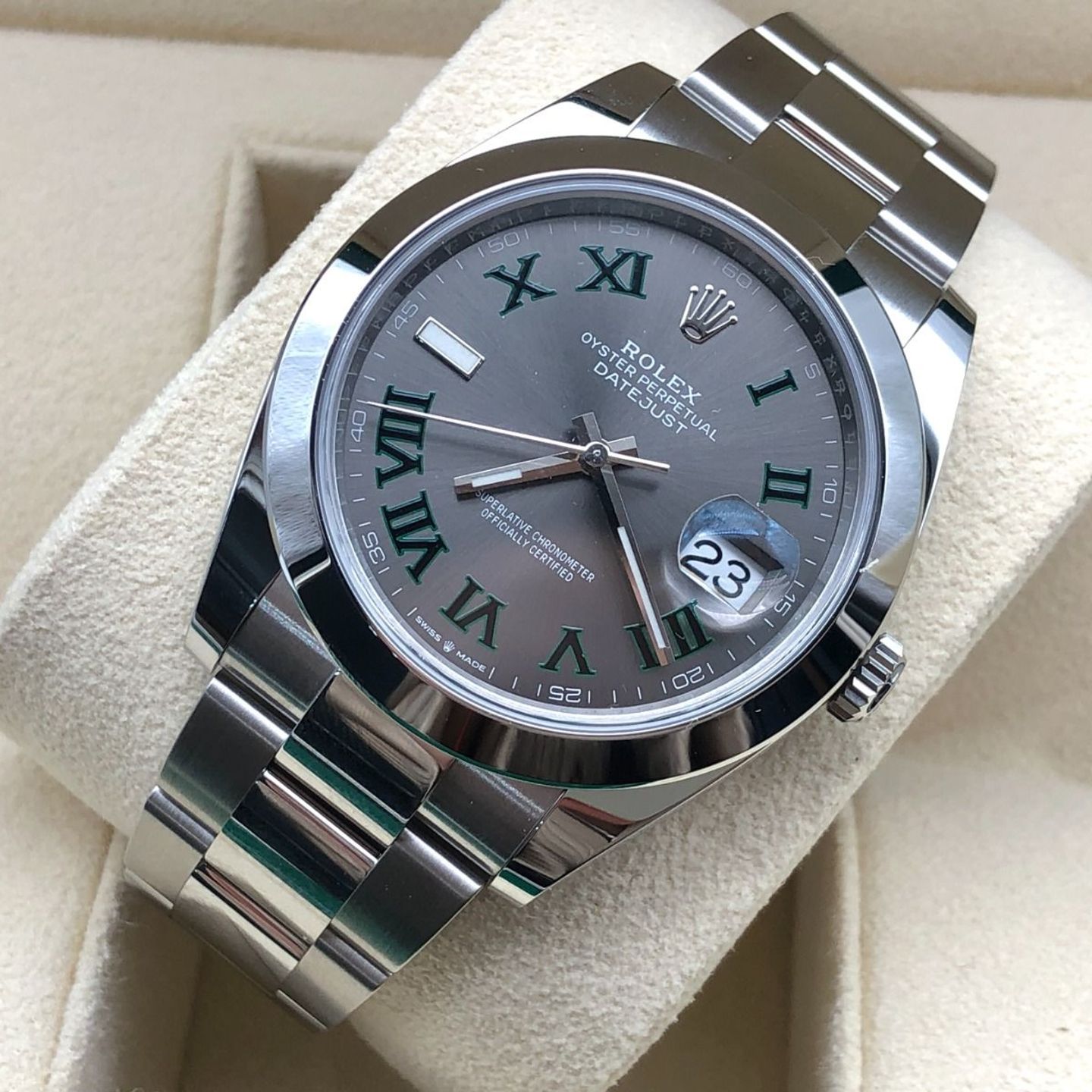 Rolex Datejust 41 126300 - (4/8)