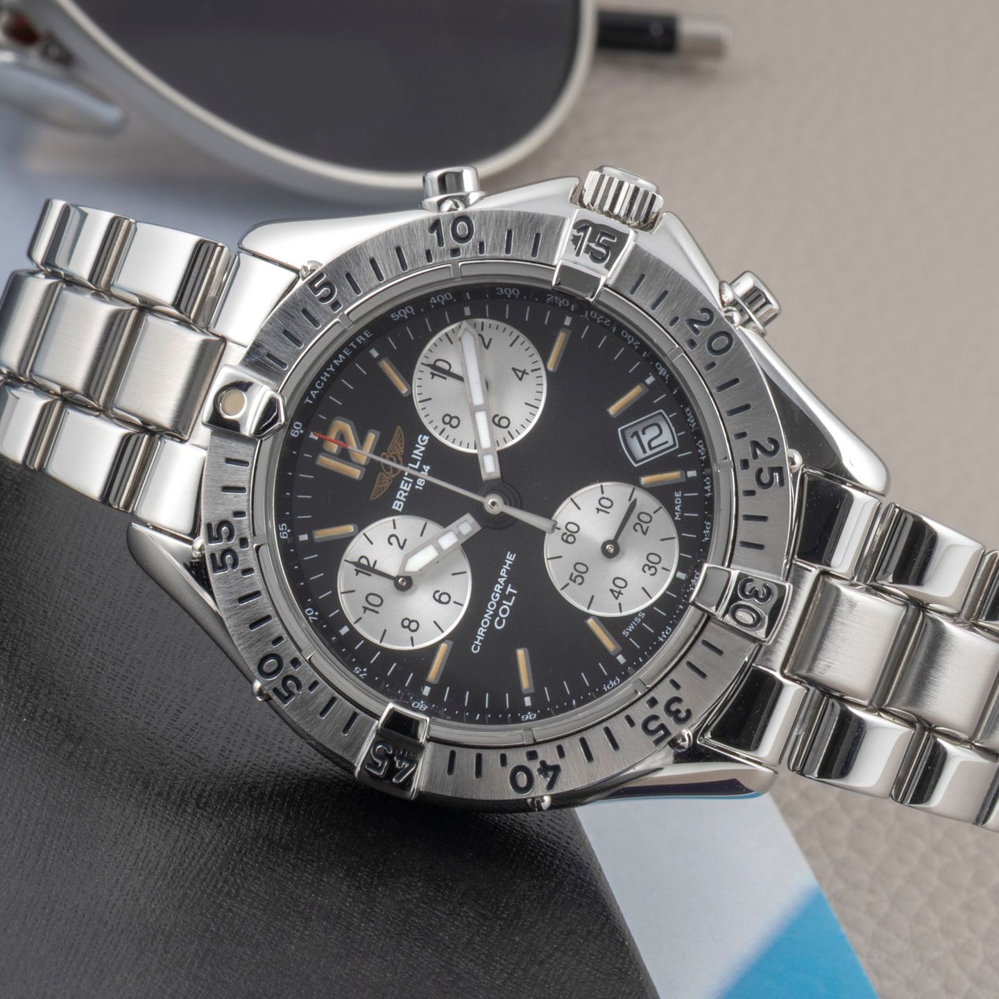 Breitling Colt Chronograph A53035 - (2/8)
