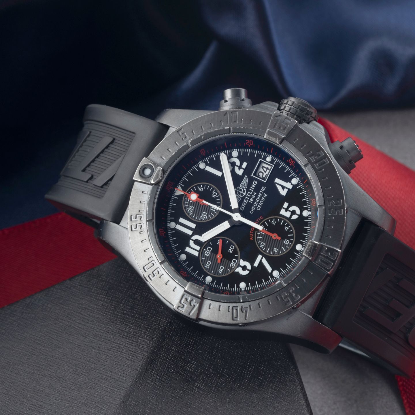 Breitling Avenger M13380 FT (Unknown (random serial)) - Black dial 45 mm Steel case (2/8)