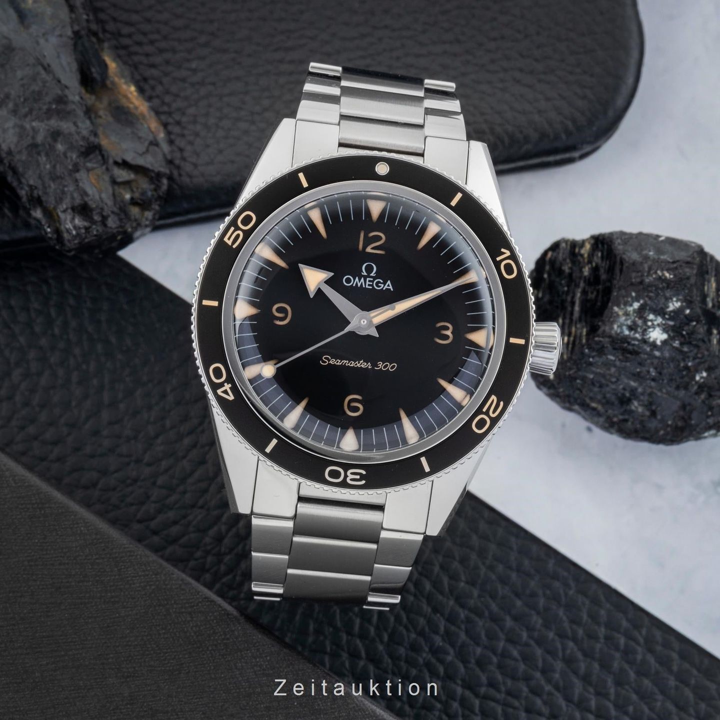 Omega Seamaster 300 234.30.41.21.01.001 - (3/8)