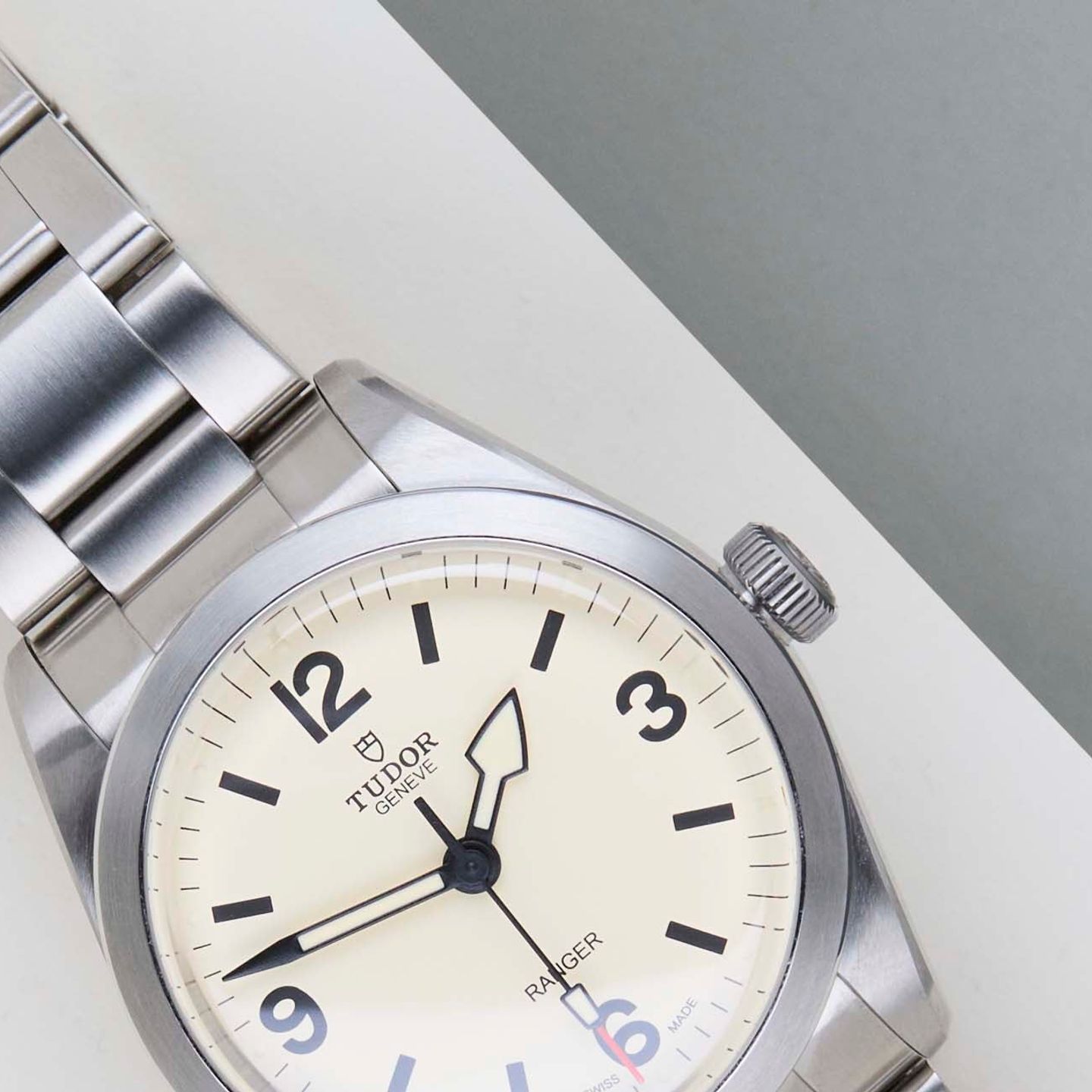 Tudor Ranger 79950 (2026) - Zwart wijzerplaat 39mm Staal (2/8)