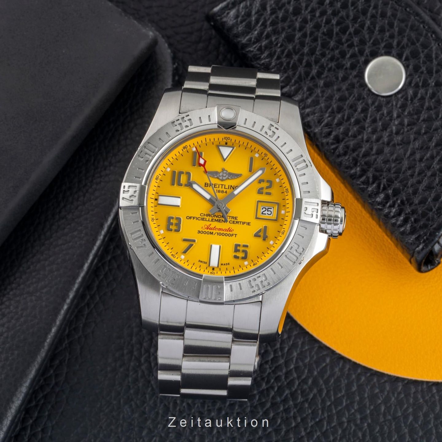 Breitling Avenger II Seawolf A17331 - (3/8)