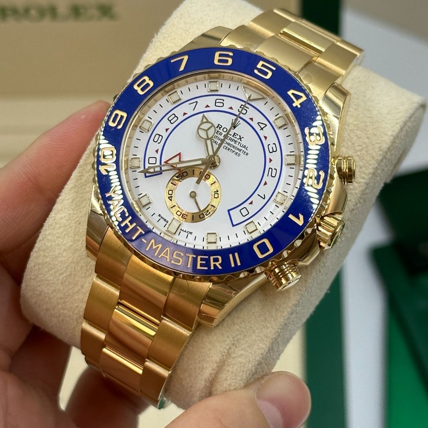 Rolex Yacht-Master II 116688 (2024) - Wit wijzerplaat 44mm Geelgoud (8/8)