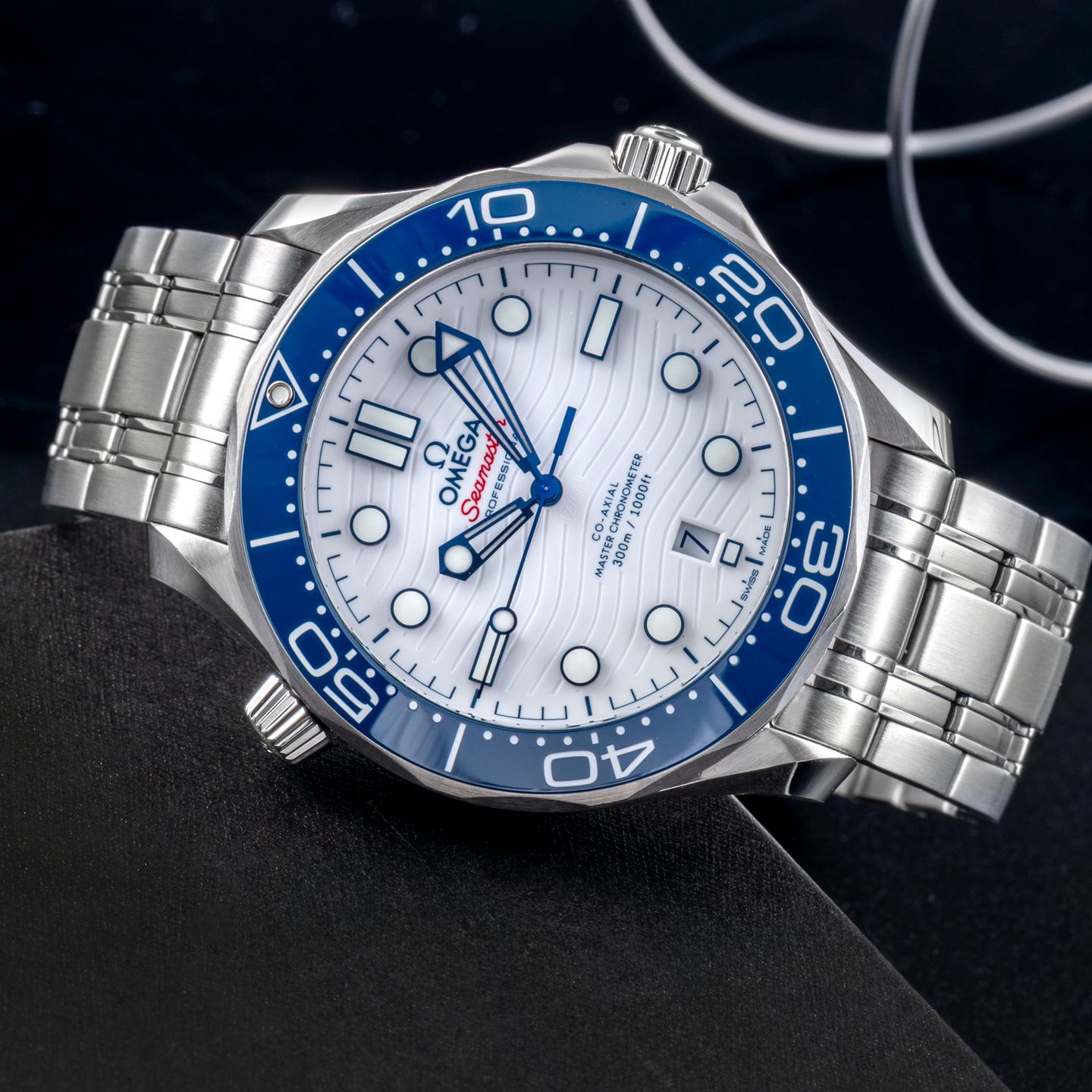 Omega Seamaster Diver 300 M 522.30.42.20.04.001 (Onbekend (willekeurig serienummer)) - Wit wijzerplaat 42mm Staal (2/8)