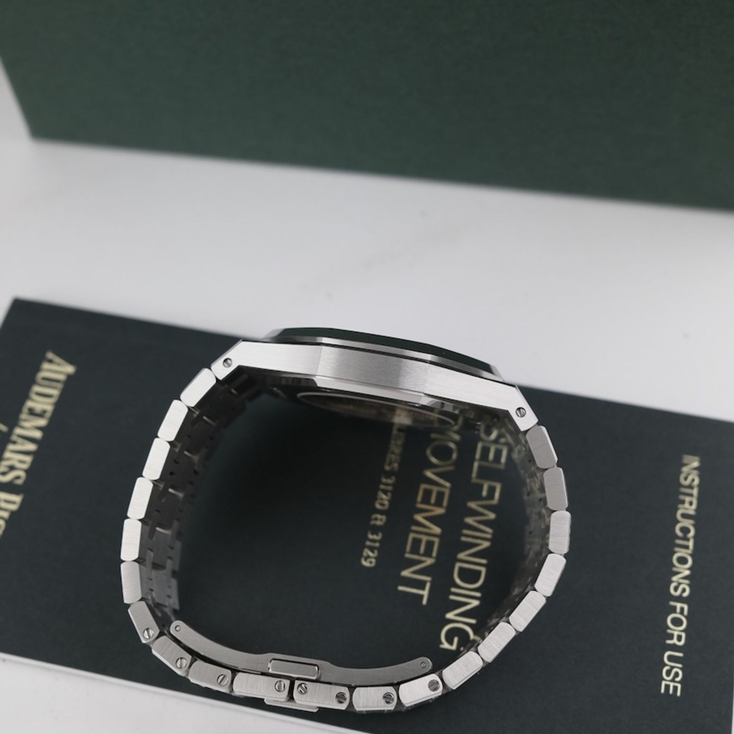 Audemars Piguet Royal Oak Selfwinding 15400ST.OO.1220ST.02.A - (7/8)