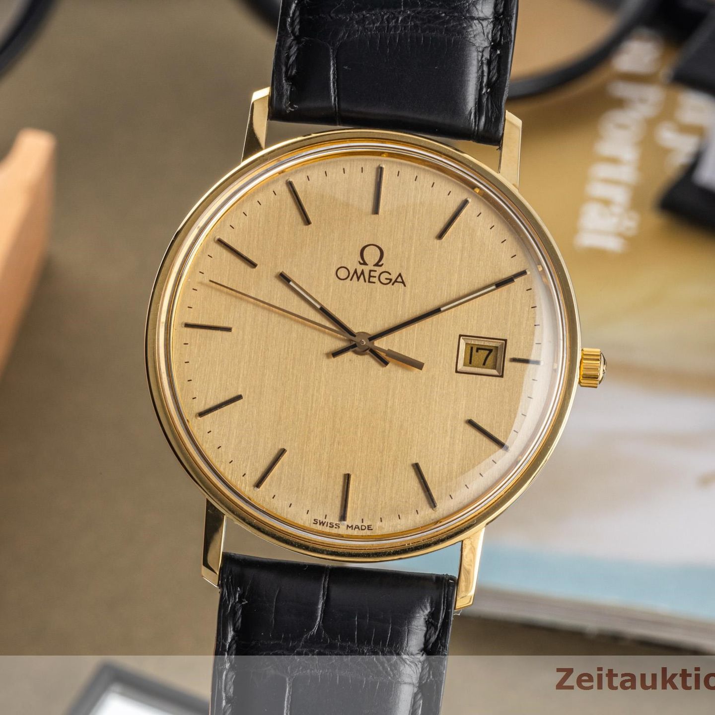 Omega Genève 196.0295 (1984) - Champagne dial 33 mm Yellow Gold case (3/8)