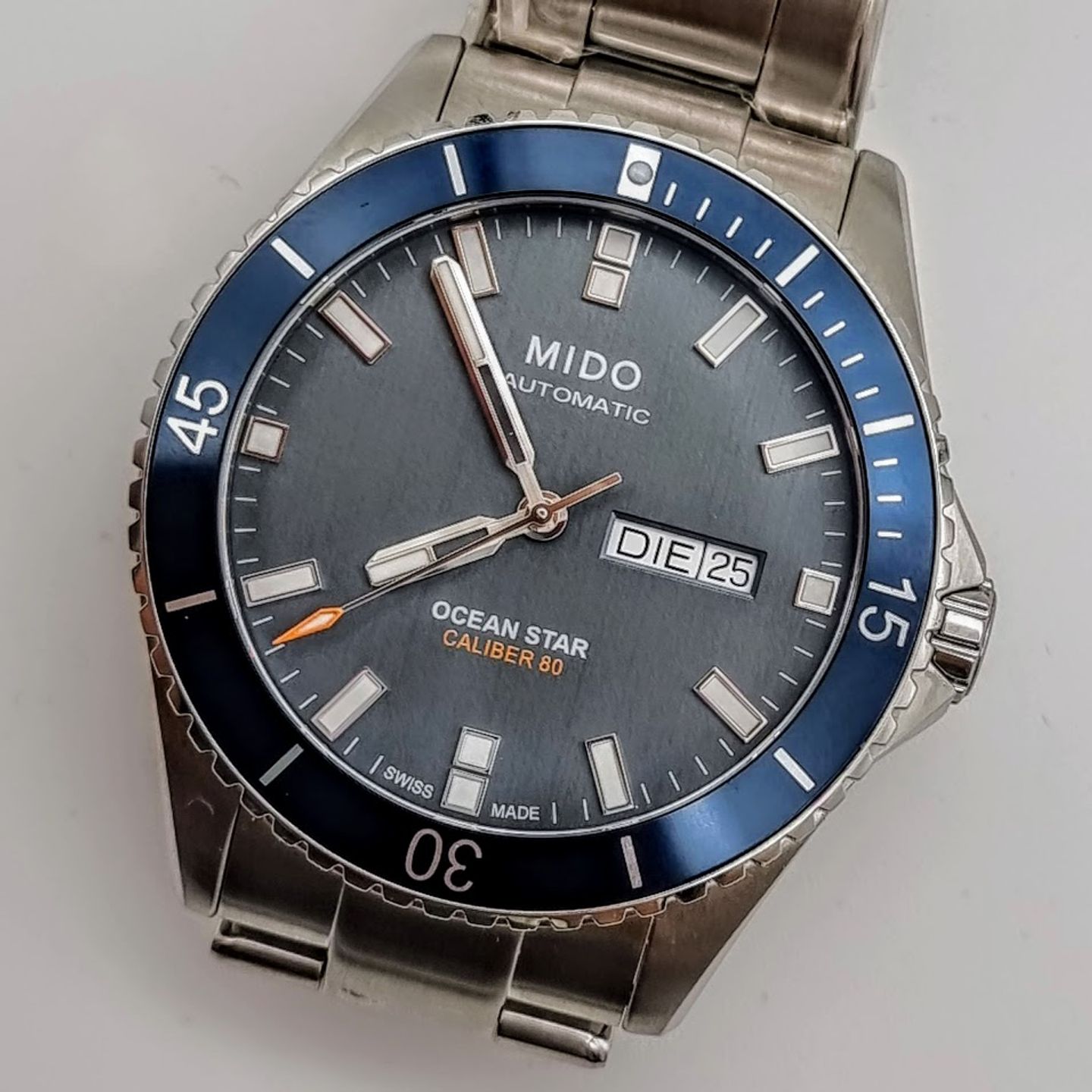 Mido Ocean Star M026.430.11.081.00 (2025) - Blue dial 43 mm Steel case (1/8)