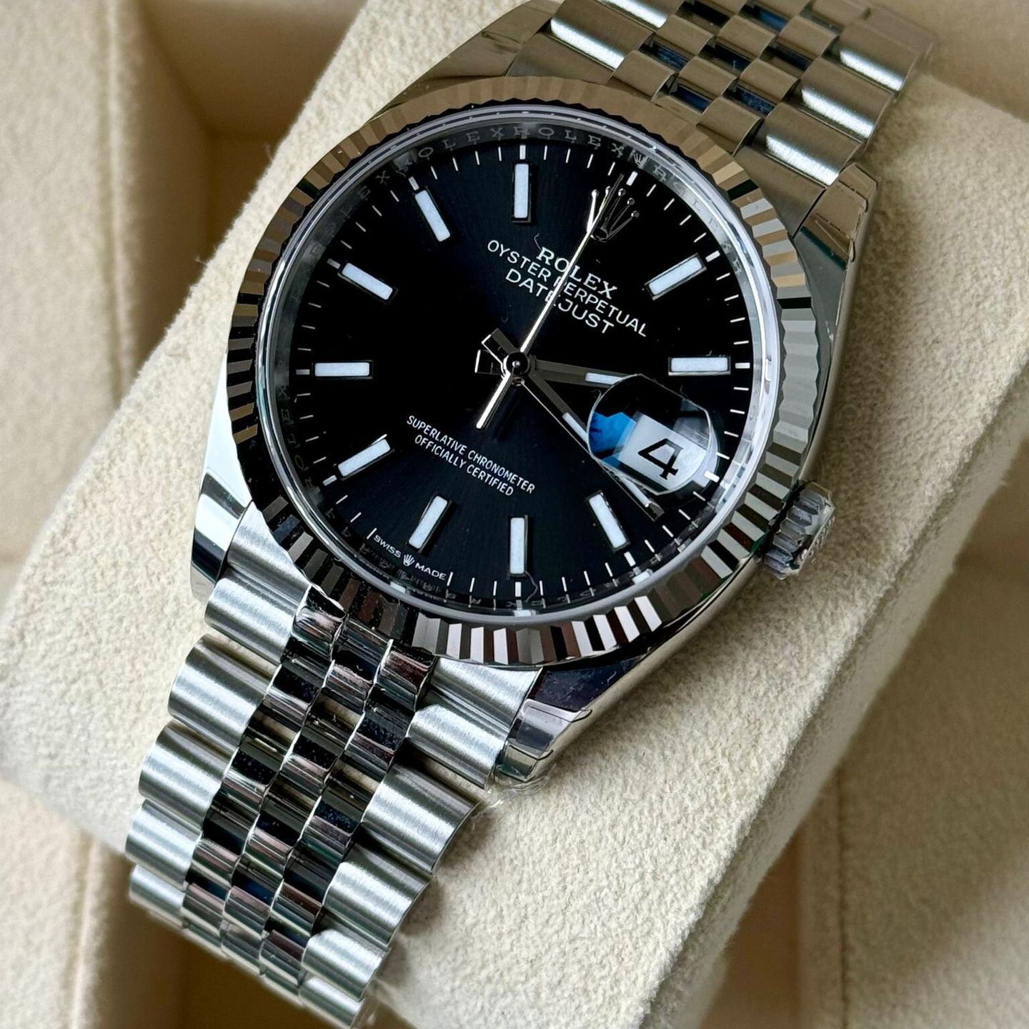 Rolex Datejust 36 126234 (2021) - Zwart wijzerplaat 36mm Staal (3/7)