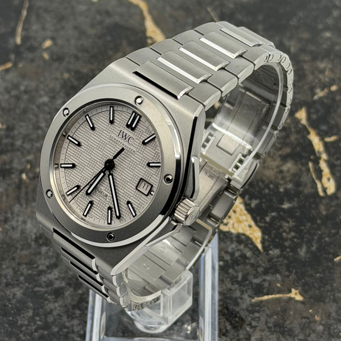 IWC Ingenieur Automatic IW328904 - (4/8)