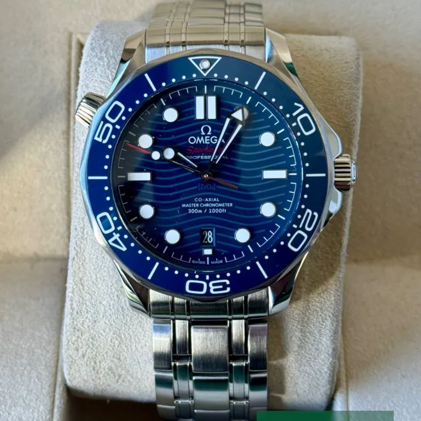 Omega Seamaster Diver 300 M 210.30.42.20.03.001 - (2/7)