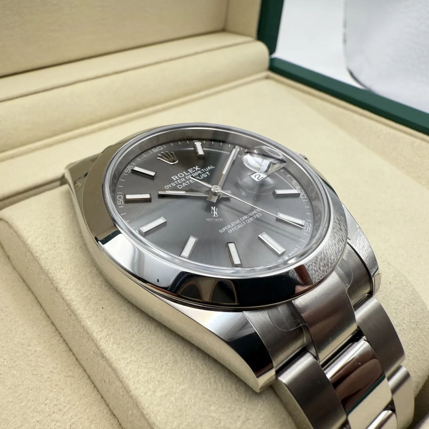 Rolex Datejust 41 126300 - (8/8)