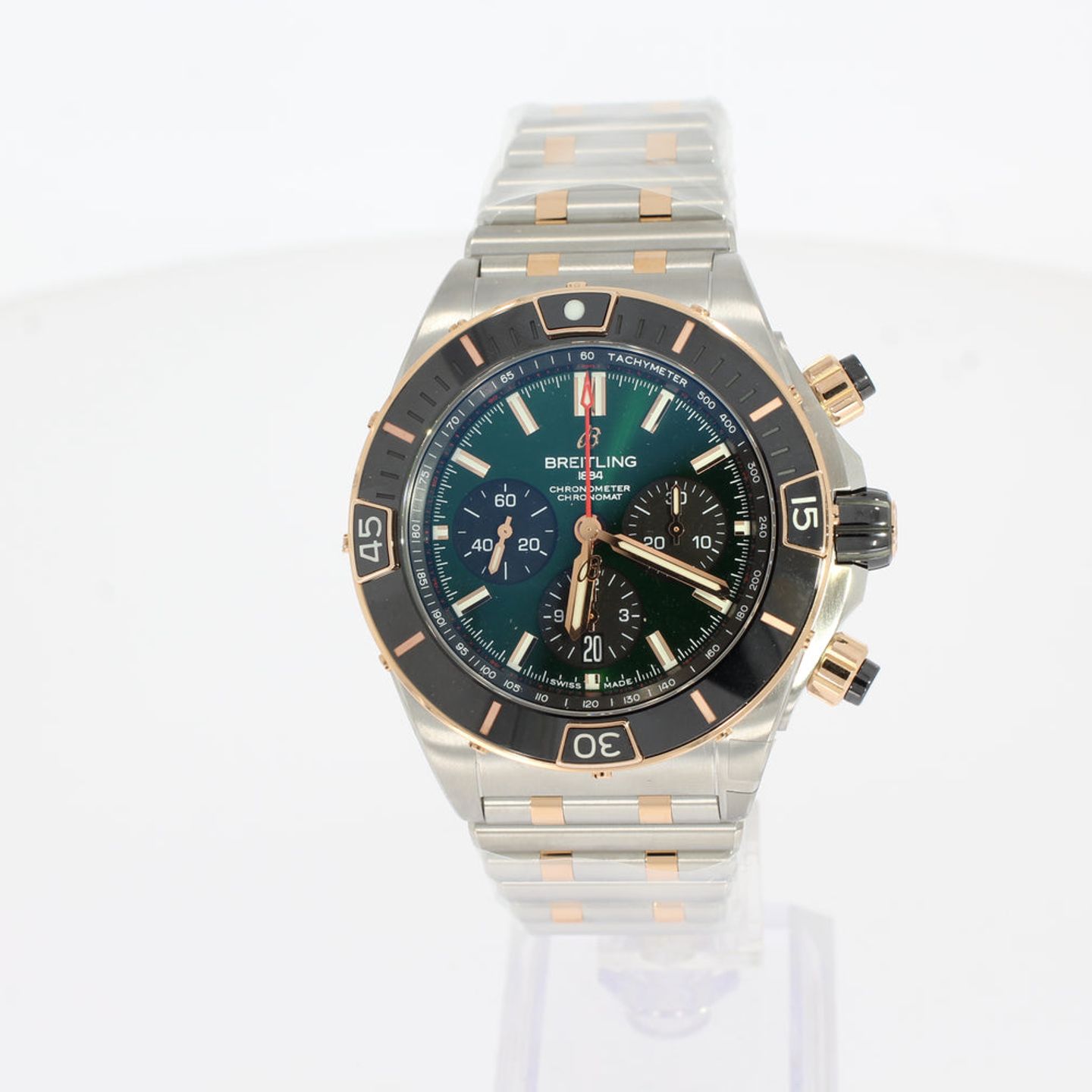 Breitling Chronomat UB0136251L1U1 (2025) - Green dial 44 mm Gold/Steel case (1/4)