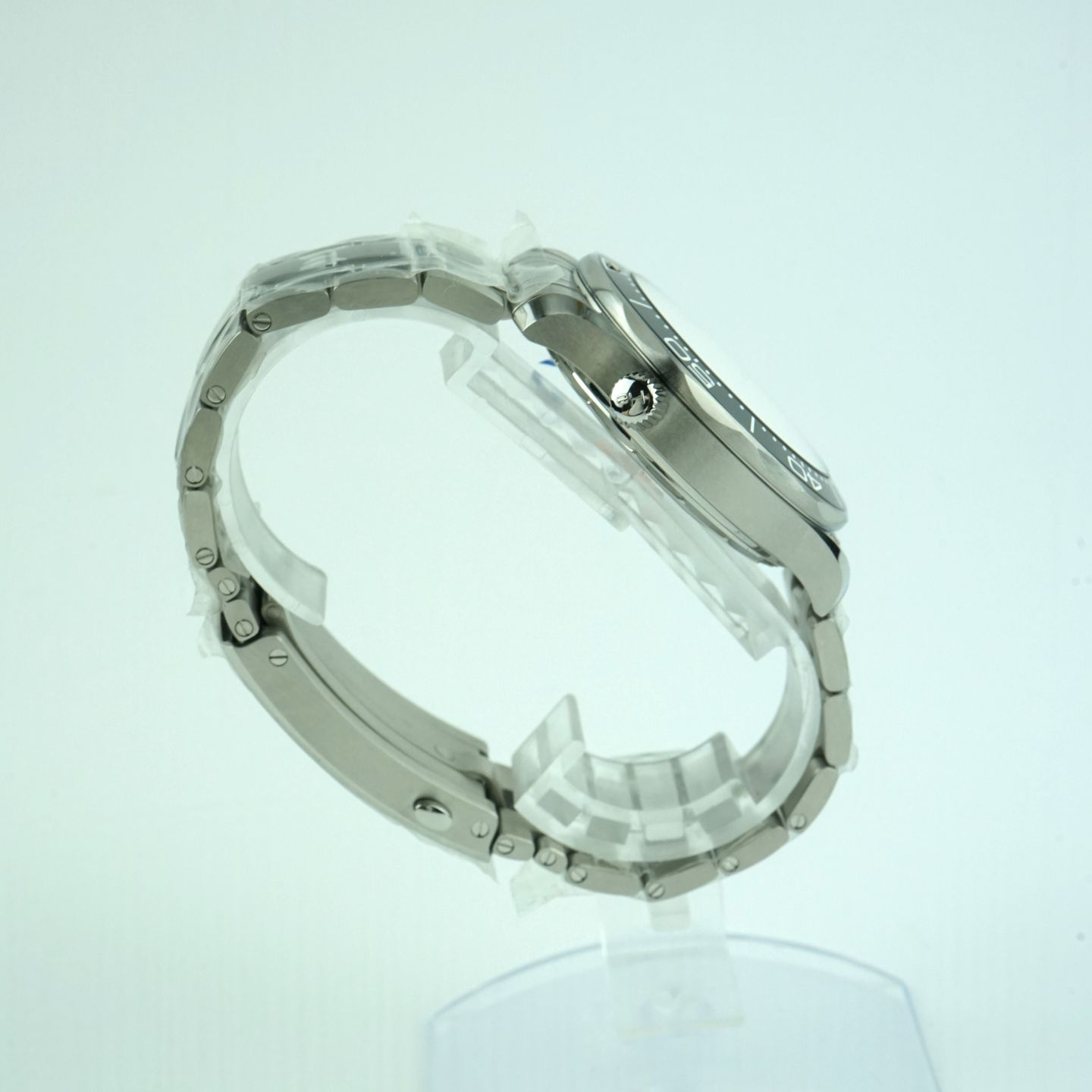 Omega Seamaster Diver 300 M 210.30.42.20.01.001 - (4/8)