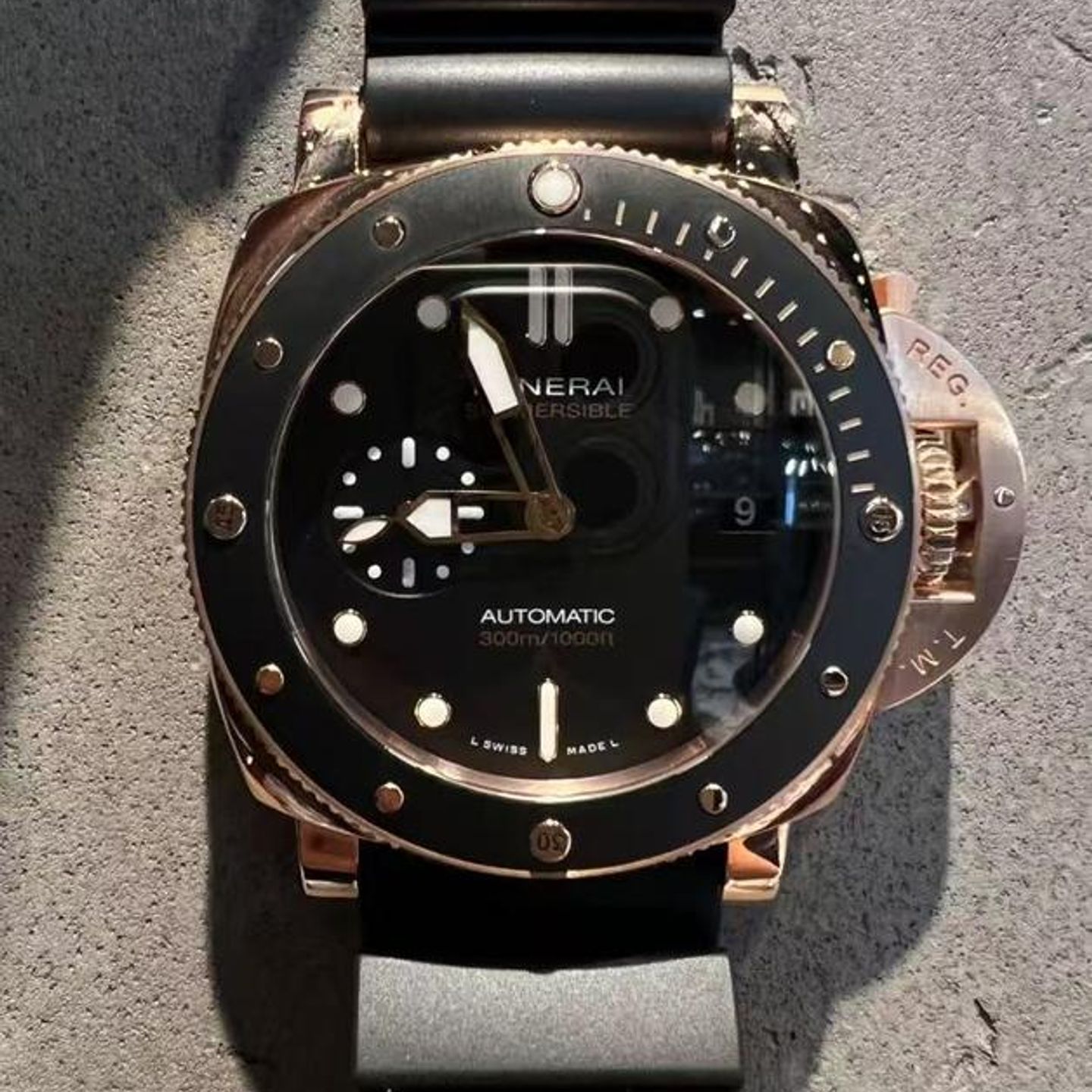 Panerai Submersible PAM02164 - (1/3)