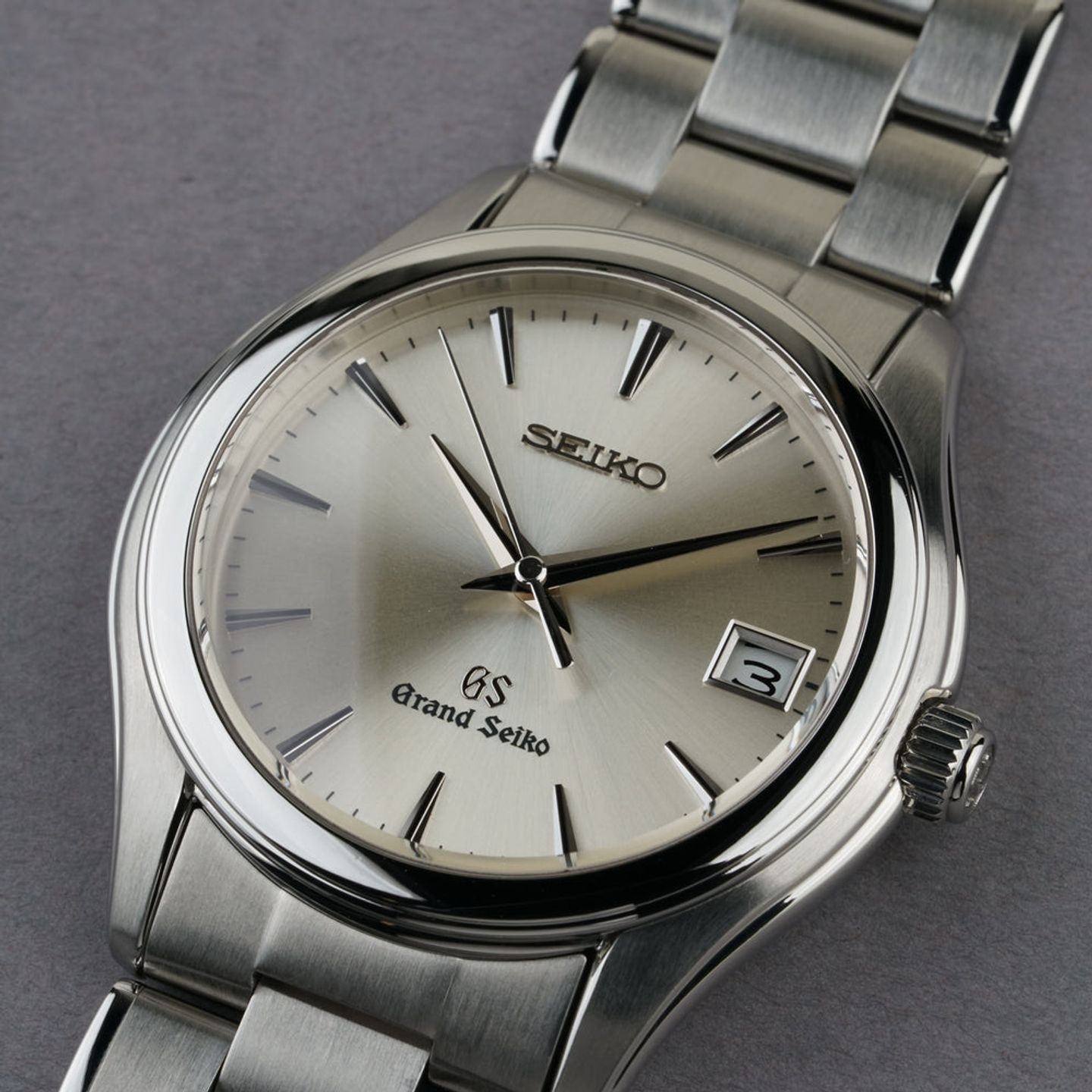Grand Seiko Unknown SBGX005 (2000) - Silver dial 37 mm Steel case (2/7)