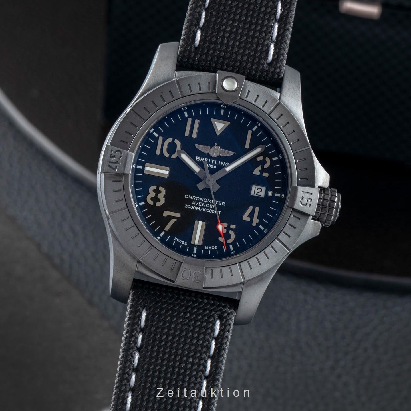 Breitling Avenger V17319101B1X1 - (1/8)