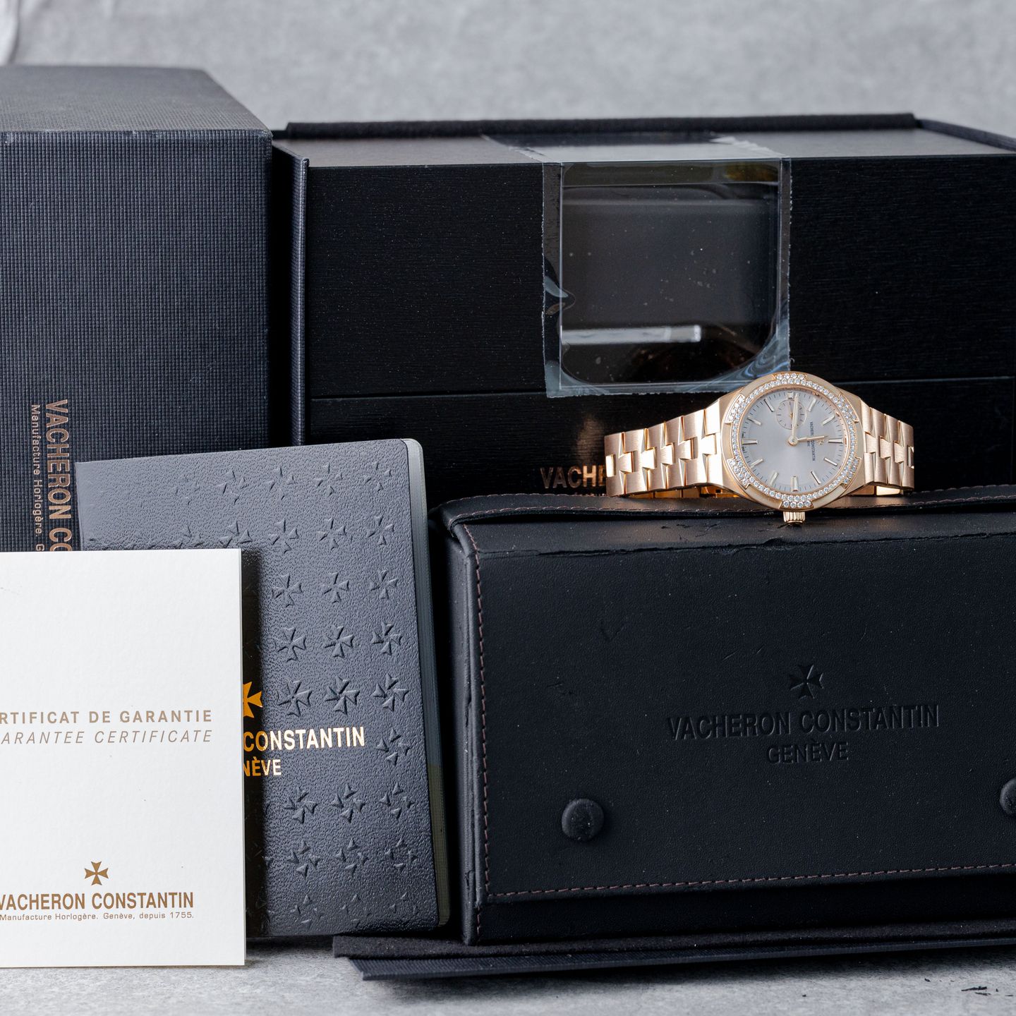 Vacheron Constantin Overseas 2305V/100R-B077 - (2/8)