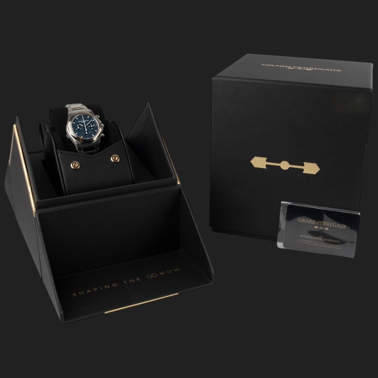 Girard-Perregaux Laureato 81020-11-431-11A (2026) - Blue dial 43 mm Steel case (8/8)