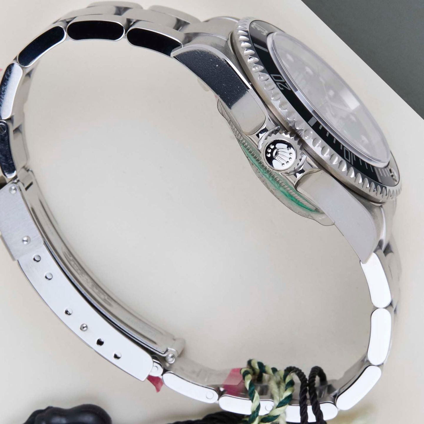 Rolex Sea-Dweller 4000 16600 (2007) - Black dial 40 mm Steel case (8/8)