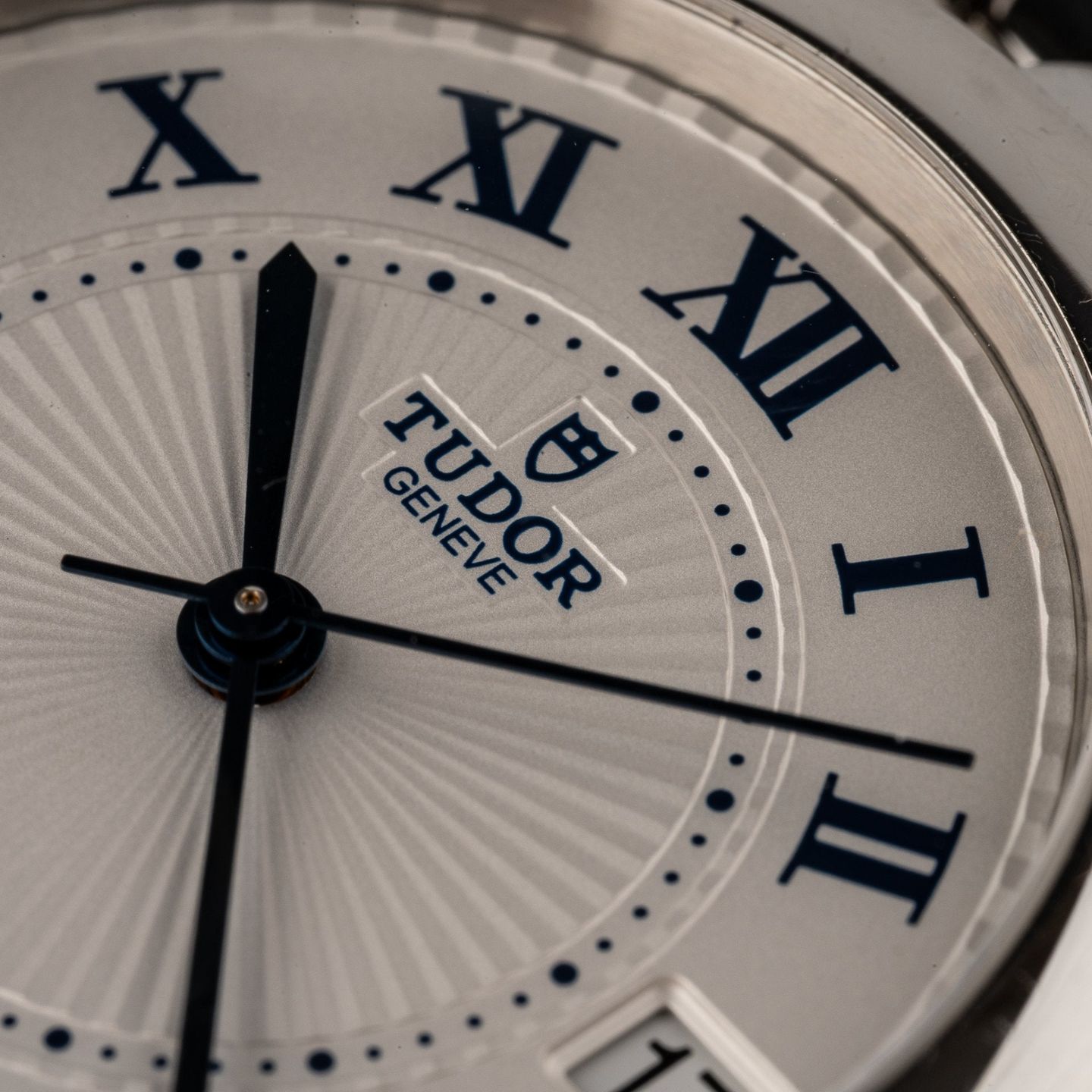 Tudor Clair de Rose 35800 - (4/8)
