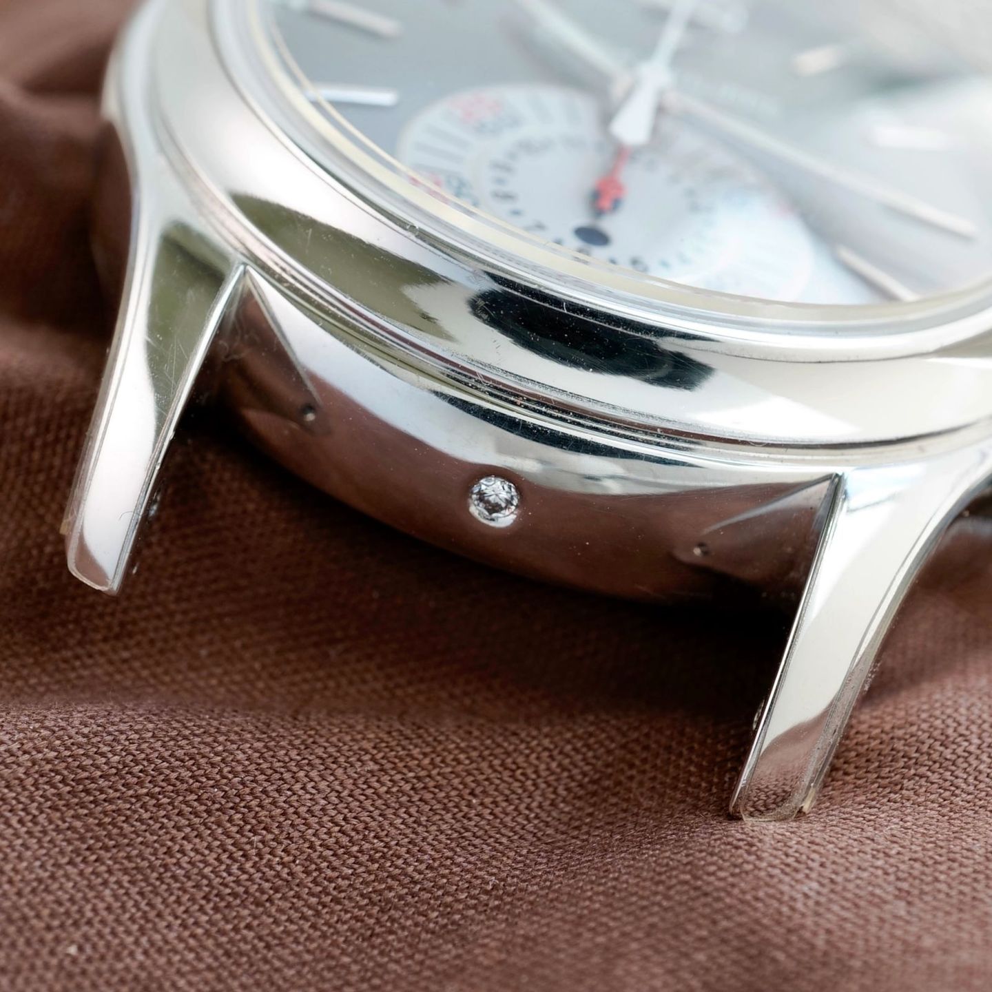 Patek Philippe Annual Calendar Chronograph 5960P (2008) - 40 mm Platinum case (8/8)