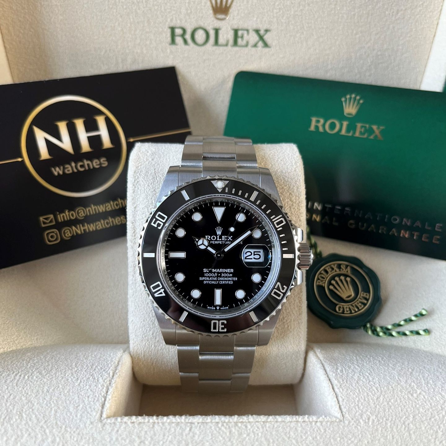 Rolex Submariner Date 126610LN (2024) - Black dial 41 mm Steel case (1/5)