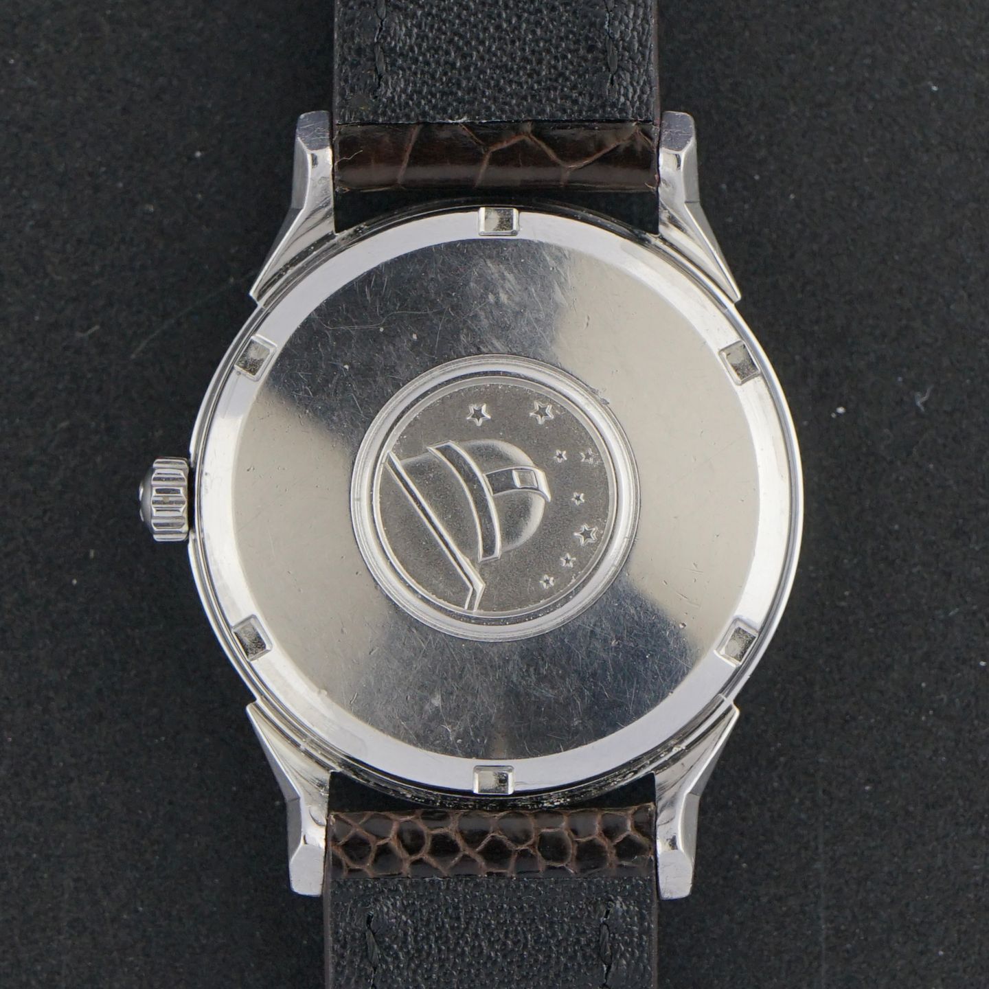 Omega Constellation 168.005 - (3/8)