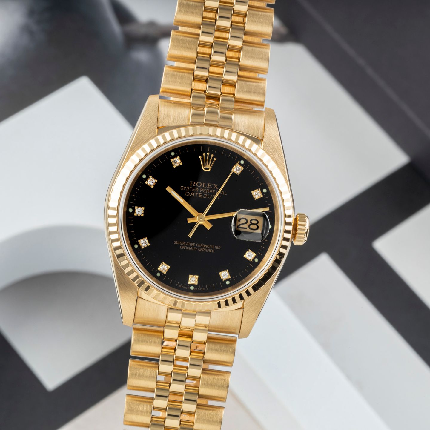 Rolex Datejust 36 16238 (Unknown (random serial)) - Black dial 36 mm Yellow Gold case (3/8)