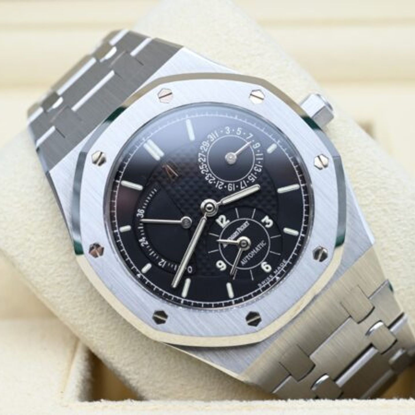 Audemars Piguet Royal Oak Dual Time 25730ST - (5/35)