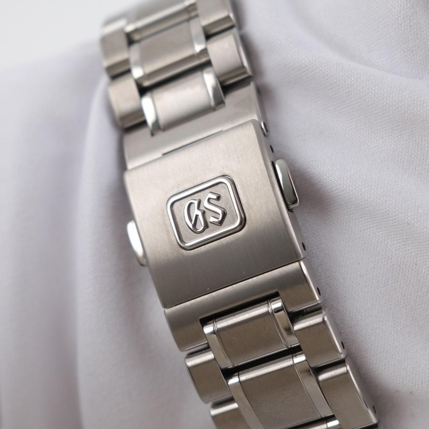 Grand Seiko Heritage Collection SBGA413 - (3/8)