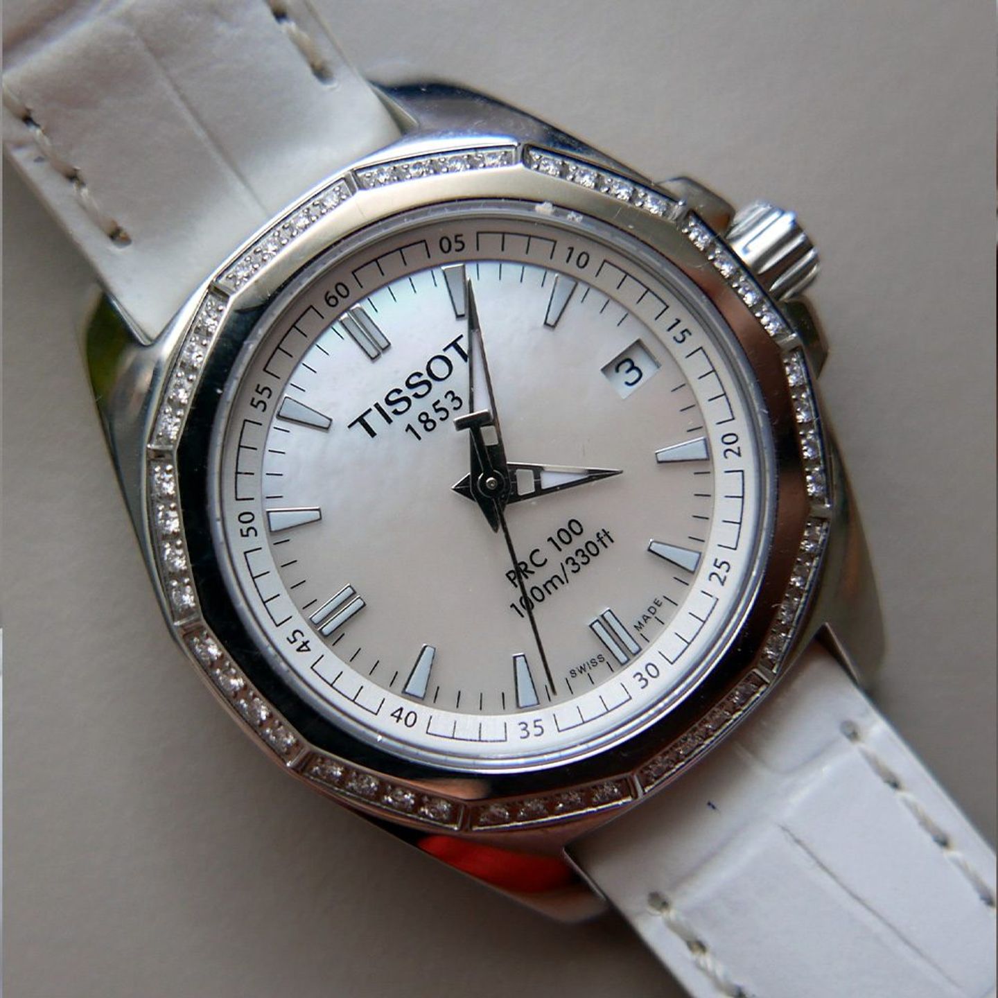 Tissot Unknown T22.1.151.21 (2025) - White dial 28 mm Steel case (2/8)