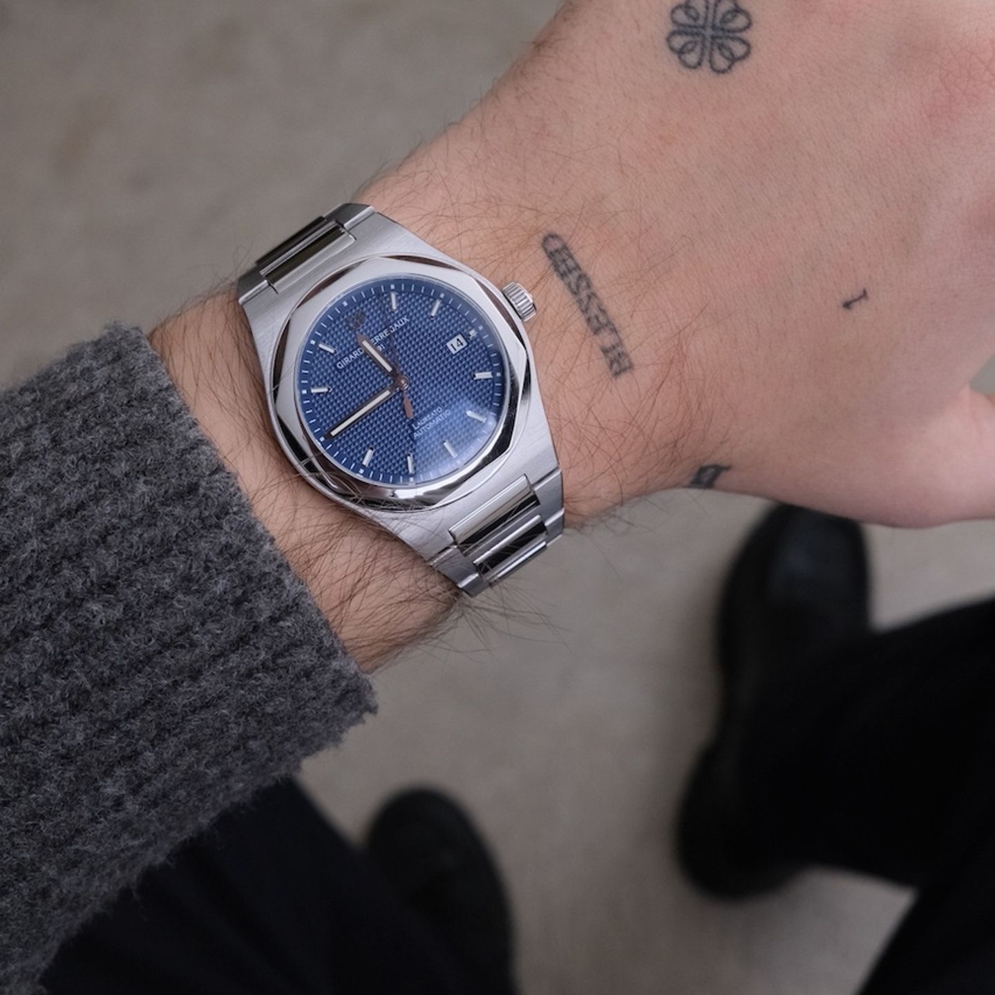 Girard-Perregaux Laureato 81000-11-431-11A - (2/8)