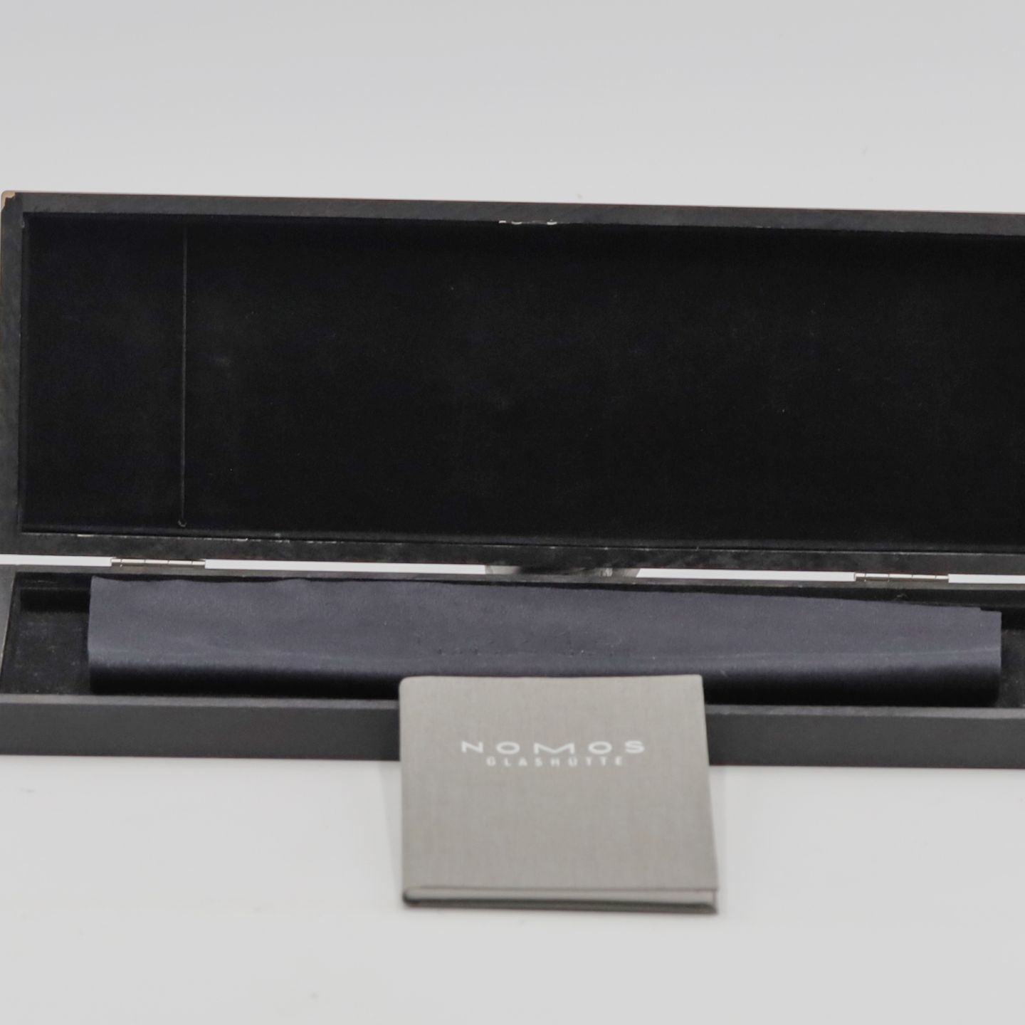 NOMOS Zürich Datum 802 (Unknown (random serial)) - White dial 40 mm Steel case (8/8)