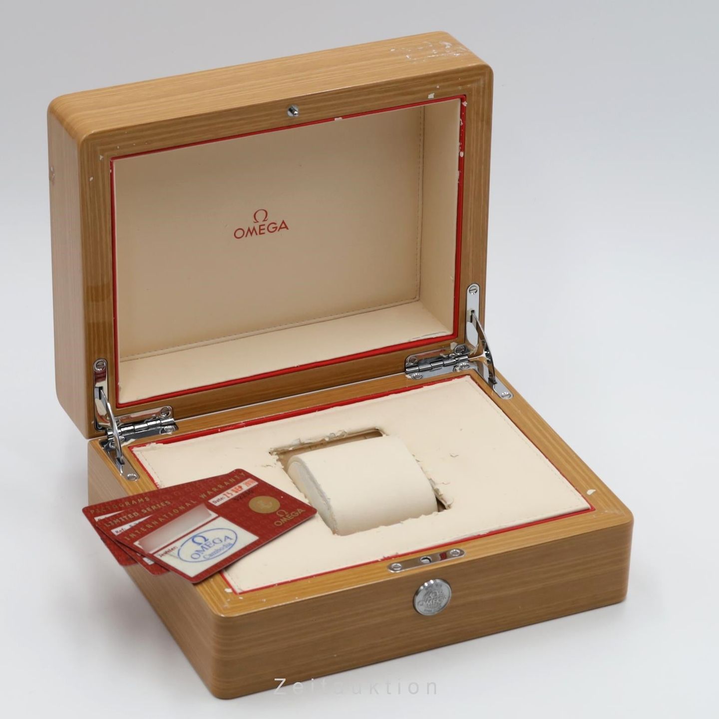Omega Seamaster Planet Ocean 522.30.46.21.01.001 - (7/8)