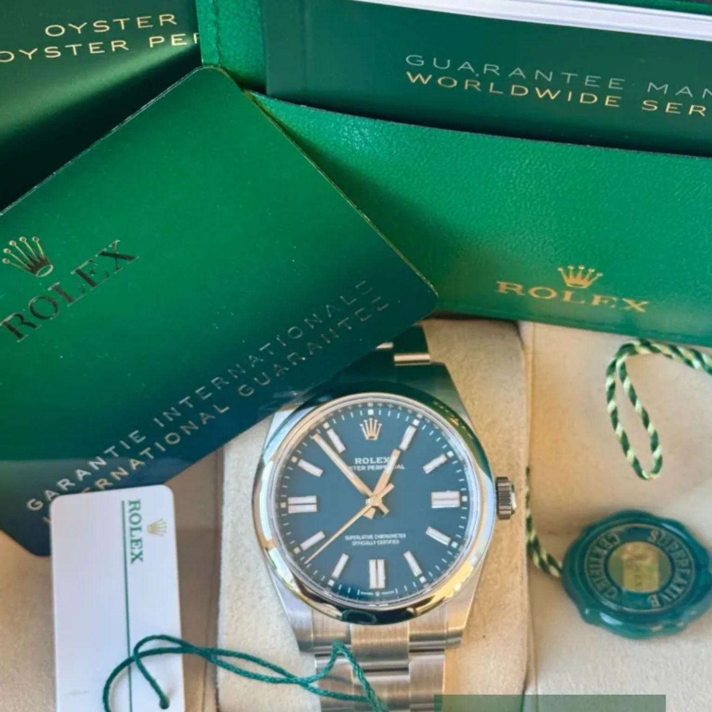 Rolex Oyster Perpetual 41 134300 (2025) - 41 mm Steel case (7/7)