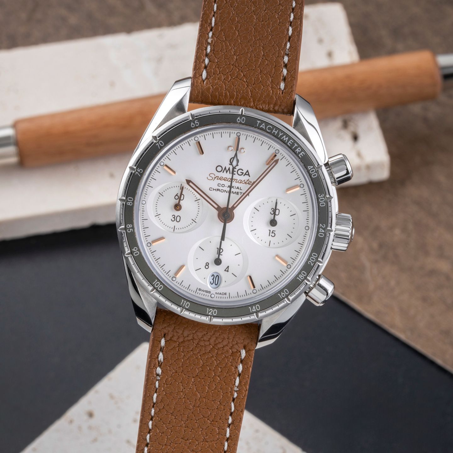 Omega Speedmaster 324.32.38.50.02.001 - (3/8)