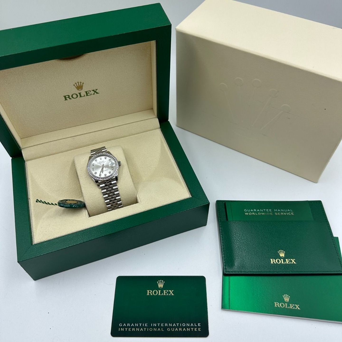 Rolex Datejust 31 278384RBR (2024) - Zilver wijzerplaat 31mm Staal (2/8)