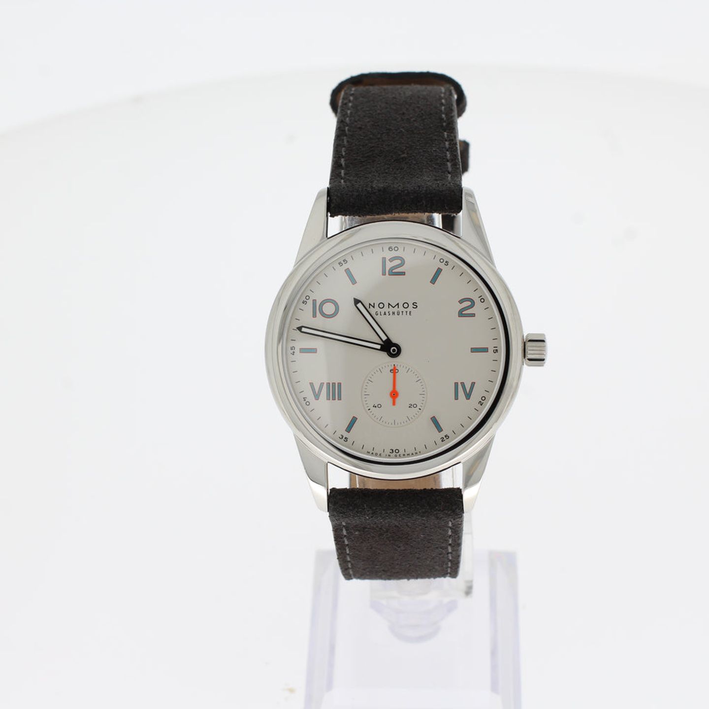 NOMOS Club Campus 737 (2026) - Wit wijzerplaat 39mm Staal (1/4)