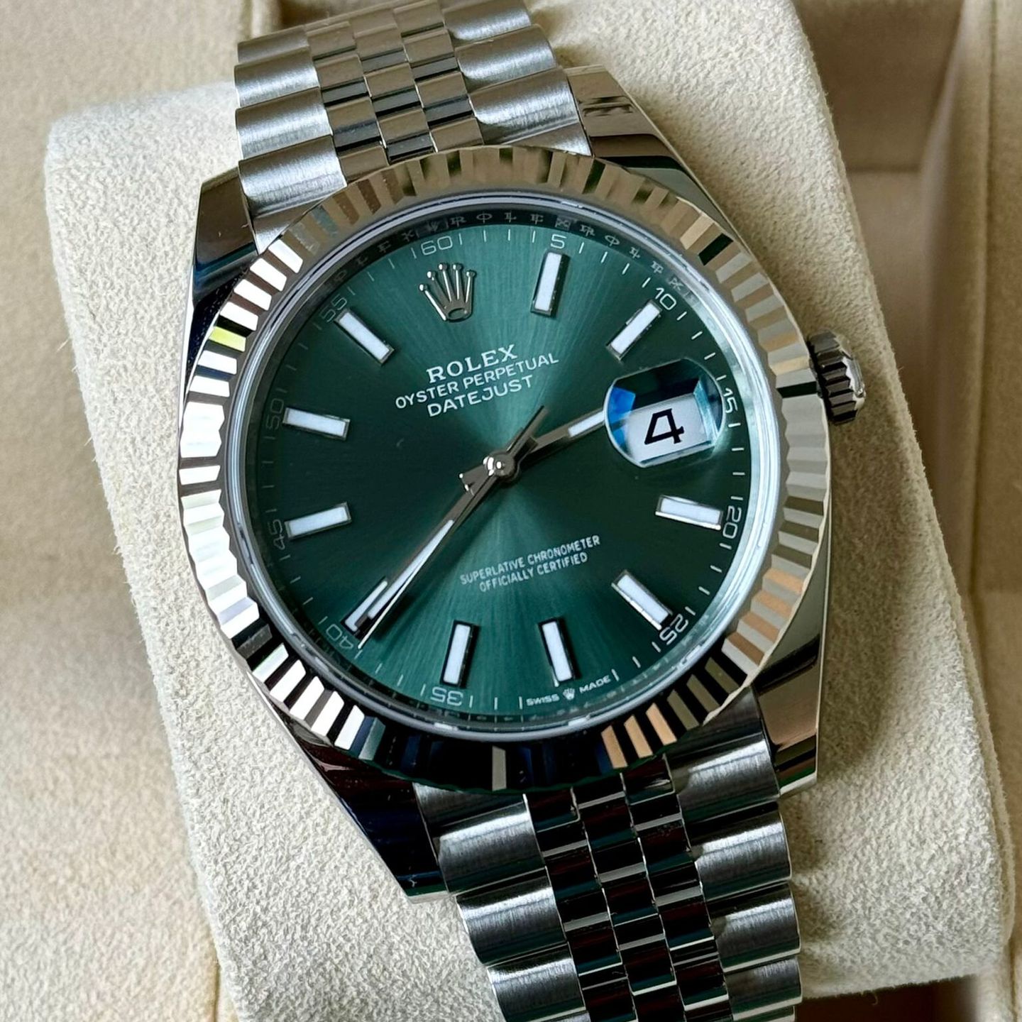 Rolex Datejust 41 126334 (2024) - Green dial 41 mm Steel case (1/6)