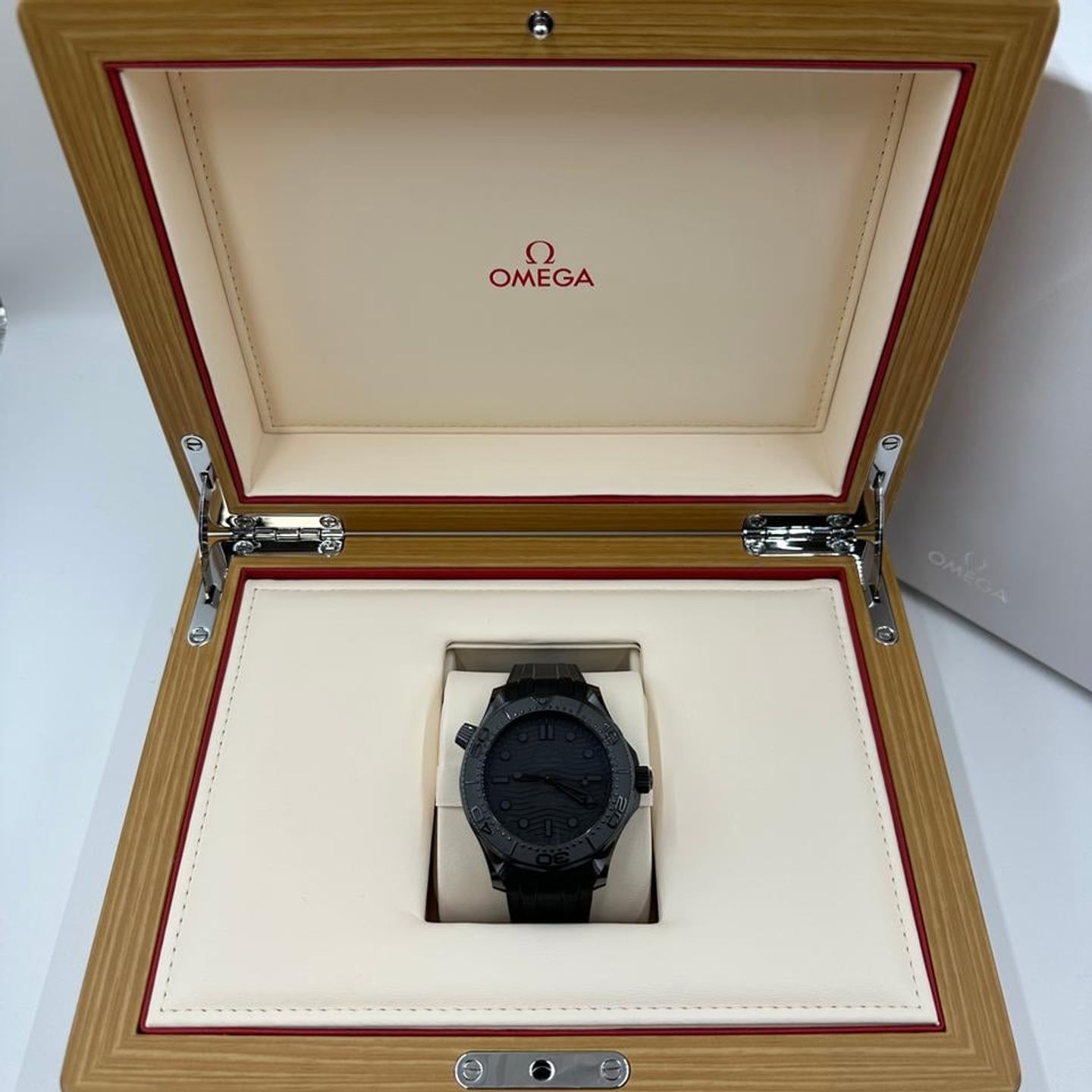 Omega Seamaster Diver 300 M 210.92.44.20.01.003 - (2/10)