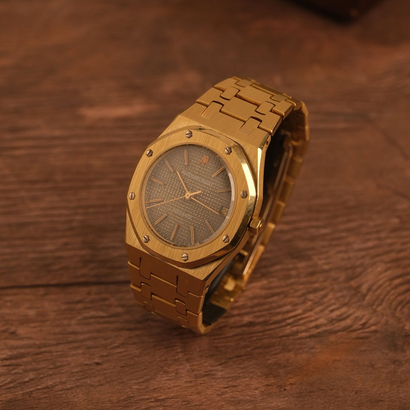 Audemars Piguet Royal Oak 4100BA - (2/7)