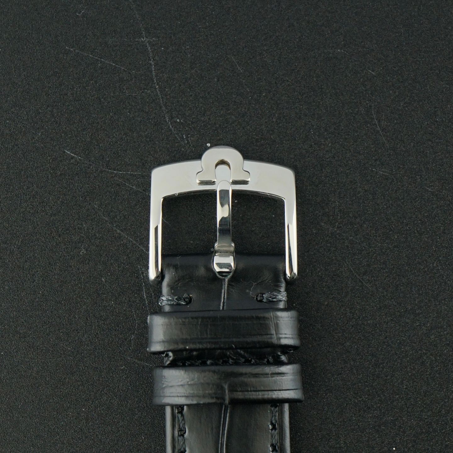 Omega Genève 146.010 - (7/8)