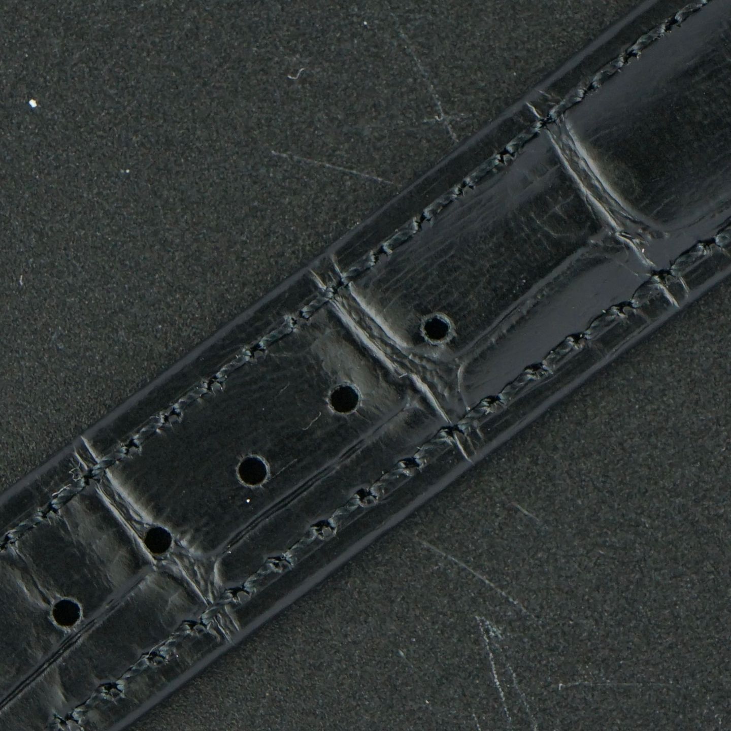 Omega Genève 146.010 - (6/8)