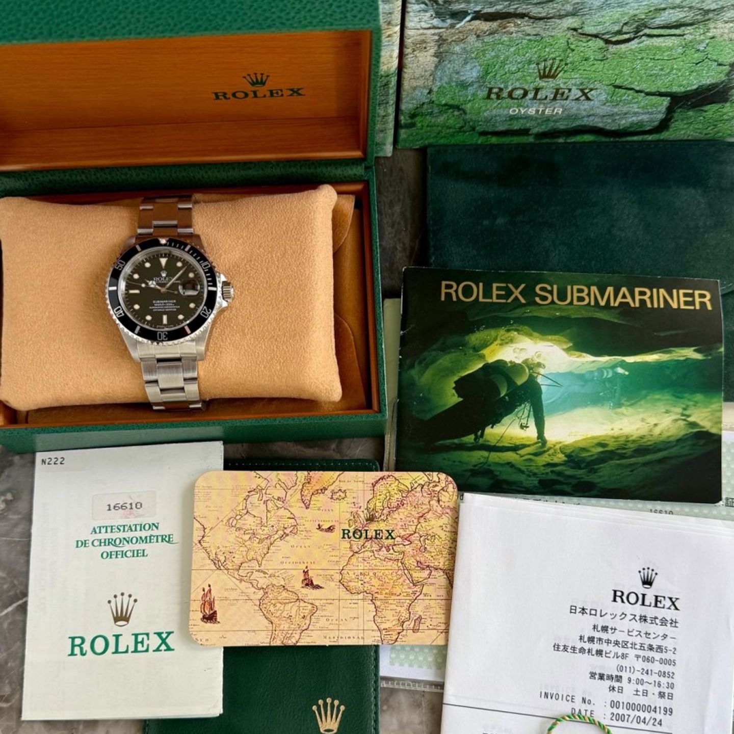 Rolex Submariner Date 16610 (1991) - Black dial 40 mm Steel case (1/8)
